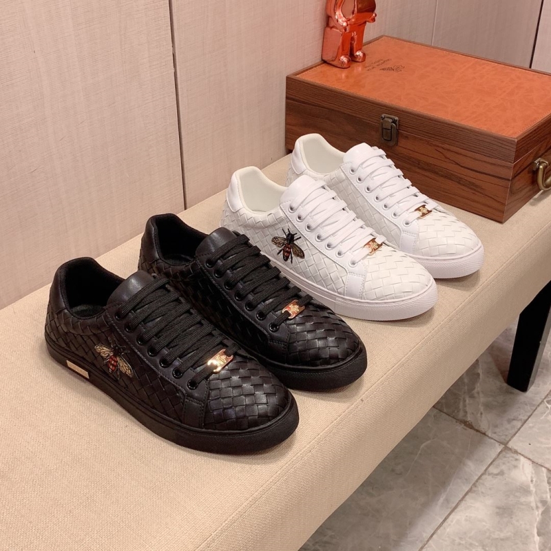 G*u*i casual shoes